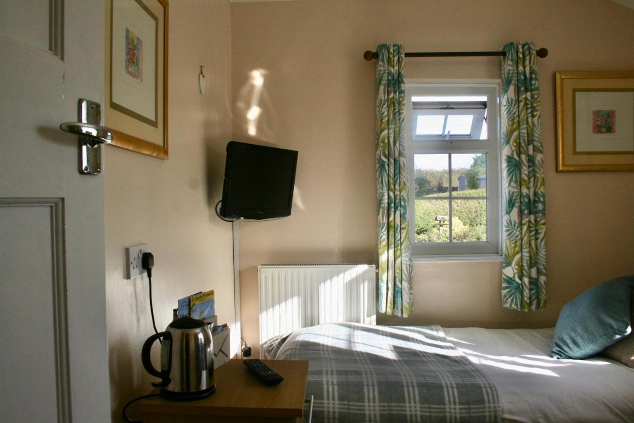 Manordaf B&B Carmarthen Exterior photo